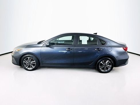 Certified 2023 Kia Forte LXS w/ LXS Technology Package FWD image 8