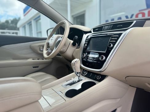 Used 2017 Nissan Murano SL image 40