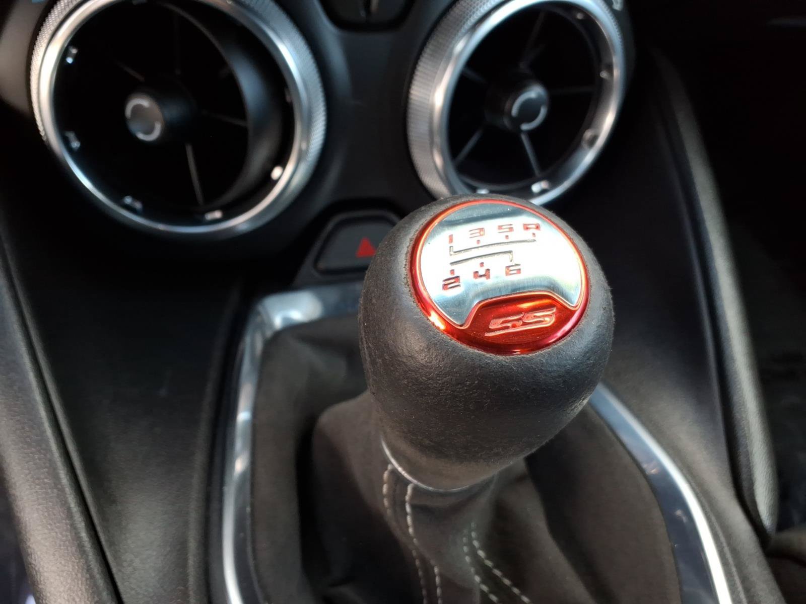 Used 2021 Chevrolet Camaro SS RWD image 12