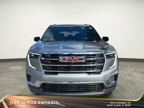 Used 2025 GMC Acadia Elevation image 9