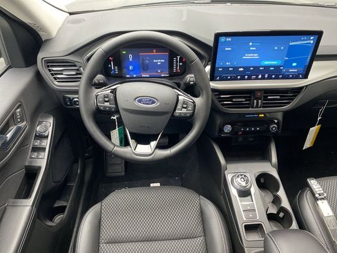 New 2024 Ford Escape PHEV image 12