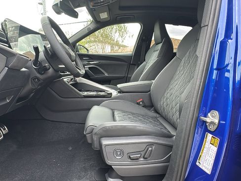 New 2025 Audi SQ5 Premium Plus image 9