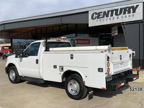 Used 2016 Ford F250 XL w/ Power Equipment Group image 6
