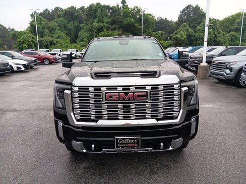 New 2026 GMC Sierra 3500 Denali w/ Denali Reserve Package AWD/4WD image 6
