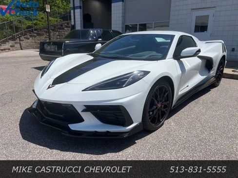 Used 2024 Chevrolet Corvette Stingray Preferred Conv w/ Z51 Performance Package RWD image 1