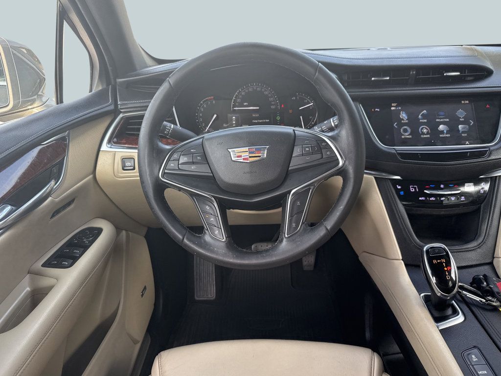 Used 2019 Cadillac XT5 Premium Luxury FWD image 11
