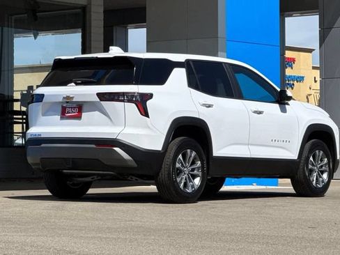 New 2027 Chevrolet Equinox LT FWD image 6