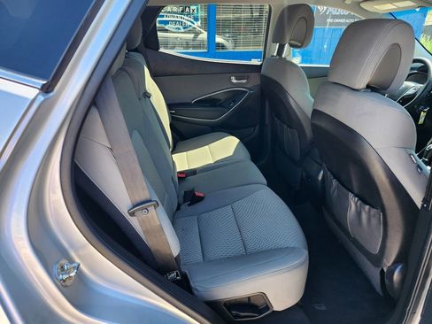 Used 2018 Hyundai Santa Fe Sport image 19