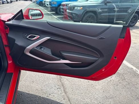Used 2022 Chevrolet Camaro LT RWD image 22