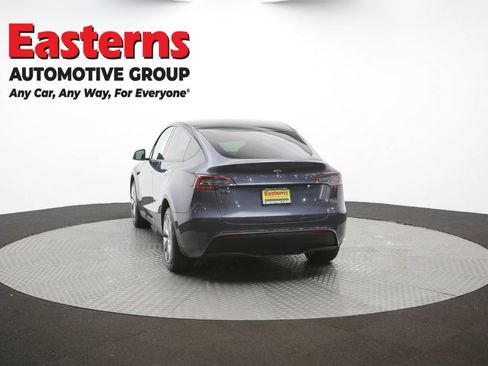 Used 2022 Tesla Model Y Long Range AWD/4WD image 65