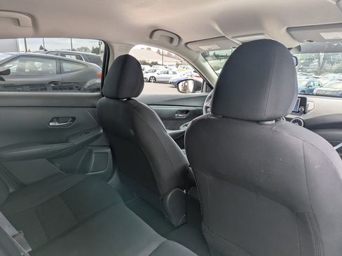 Used 2020 Nissan Sentra S image 30