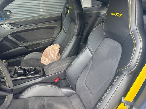 Used 2024 Porsche 911 GT3 RWD image 5