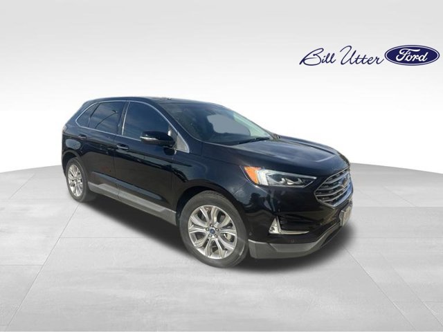 Used 2020 Ford Edge Titanium w/ Equipment Group 301A FWD image 2