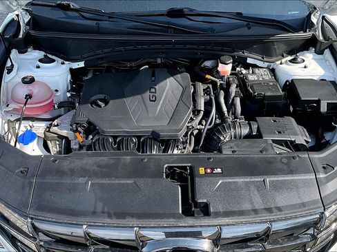 Used 2022 Hyundai Tucson Limited FWD image 12