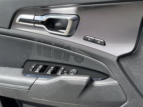 New 2025 Kia Sportage SX Prestige AWD/4WD image 15