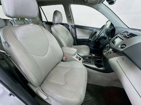 Used 2011 Toyota RAV4 Limited image 30