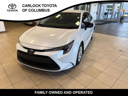 Used 2026 Toyota Corolla LE FWD image 3