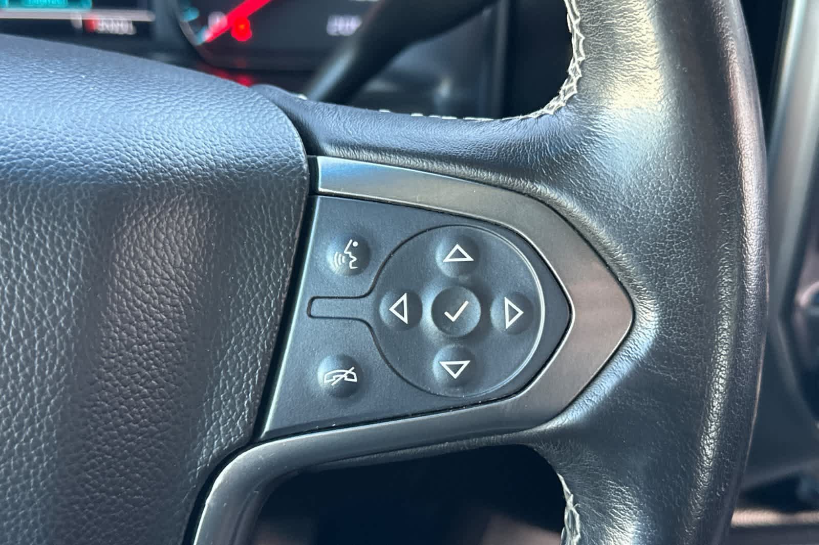 Used 2018 Chevrolet Silverado 1500 LT w/ LT Fleet Convenience Package AWD/4WD image 28