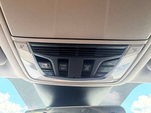 Used 2024 Acura MDX w/ Technology Package AWD/4WD image 23