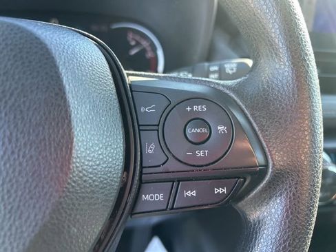 Used 2024 Toyota RAV4 XLE image 19