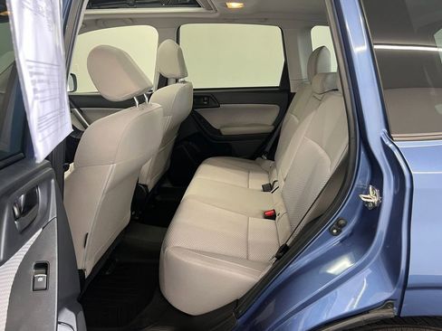 Used 2017 Subaru Forester 2.5i Premium w/ All-Weather Package image 12