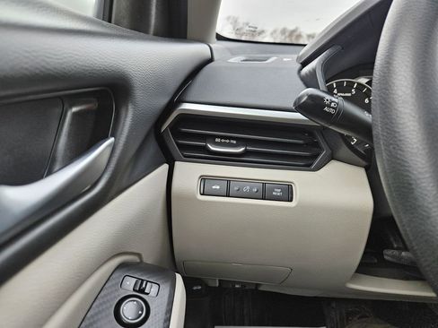 Used 2022 Nissan Altima 2.5 SV image 13