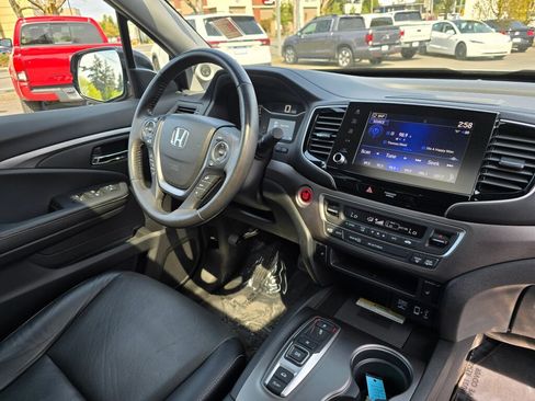 Certified 2022 Honda Ridgeline RTL-E image 9