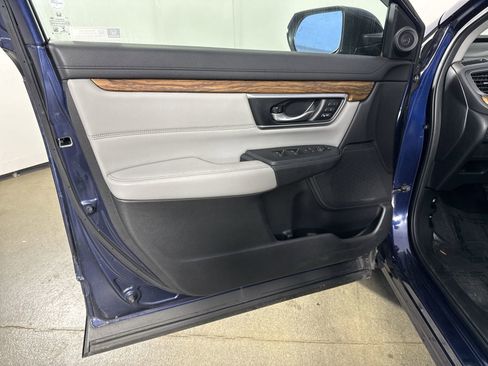 Used 2018 Honda CR-V Touring image 20
