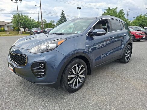 Used 2018 Kia Sportage EX AWD/4WD image 3