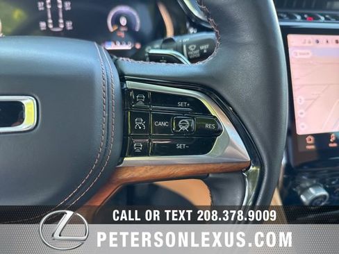Used 2022 Jeep Grand Cherokee Summit AWD/4WD image 28