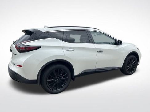 Used 2024 Nissan Murano SV w/ SV Midnight Edition Package image 8