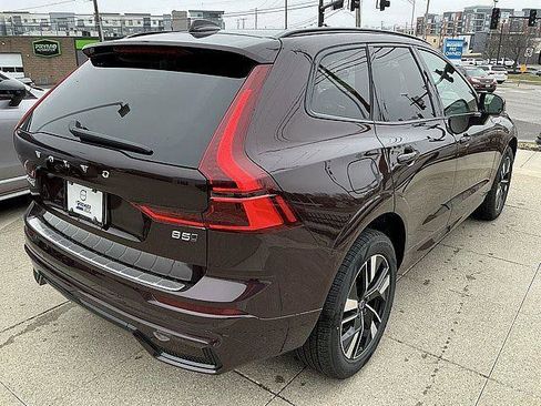 New 2026 Volvo XC60 B5 Plus w/ Protection Package Premier AWD/4WD image 6
