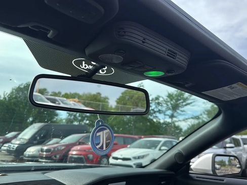 Used 2018 Ford Mustang Premium RWD image 40