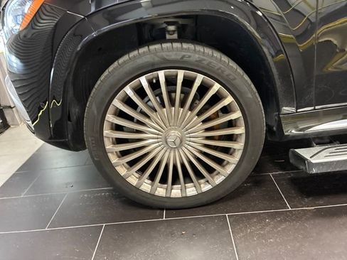 Used 2022 Mercedes-Benz Maybach GLS 600 4MATIC image 28