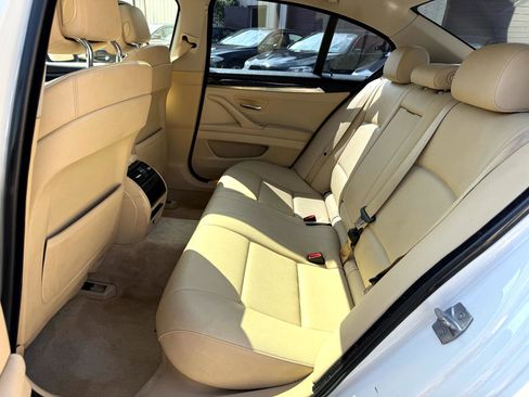 Used 2013 BMW 528i Sedan image 28