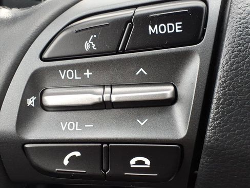 Used 2020 Hyundai Kona Limited image 28