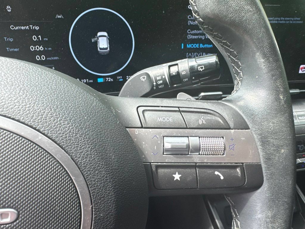 Used 2024 Hyundai Kona SEL FWD image 12