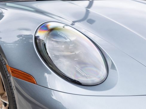 Used 2025 Porsche 911 Carrera S image 15