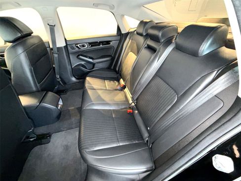 Used 2024 Honda Civic Touring image 25