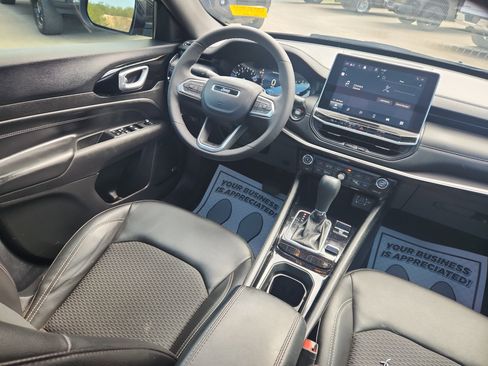 Used 2023 Jeep Compass Altitude w/ Sun and Sound Group image 43