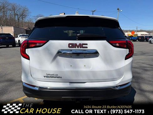 Used 2019 GMC Terrain SLT image 9