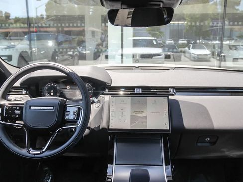 Used 2026 Land Rover Range Rover Velar S AWD/4WD image 12