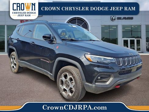 Used 2022 Jeep Compass Trailhawk w/ Trailhawk Elite Group image 1