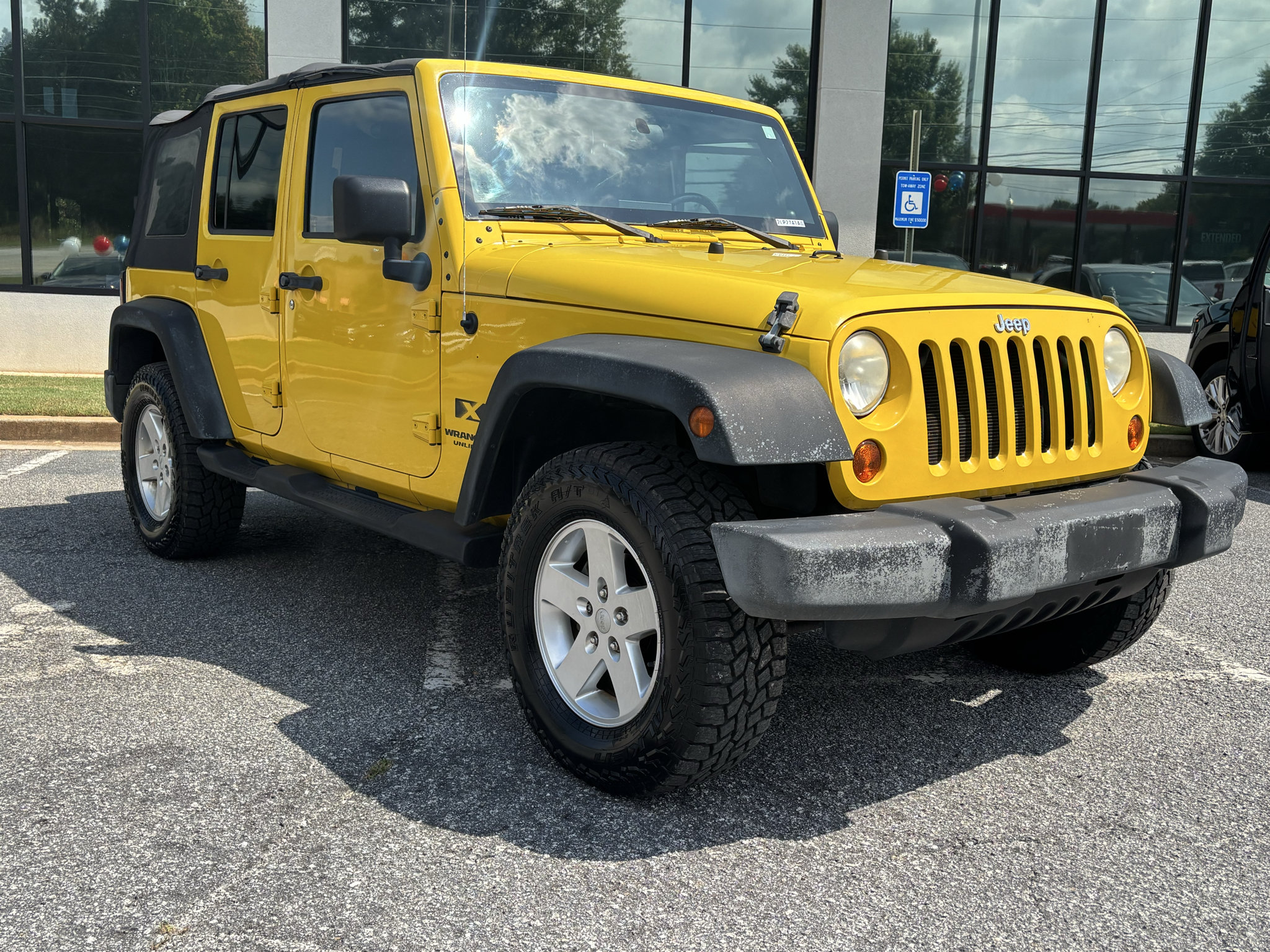 Used 2008 Jeep Wrangler Unlimited X AWD/4WD image 4