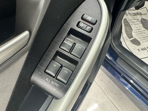 Used 2015 Toyota Prius Two FWD image 12