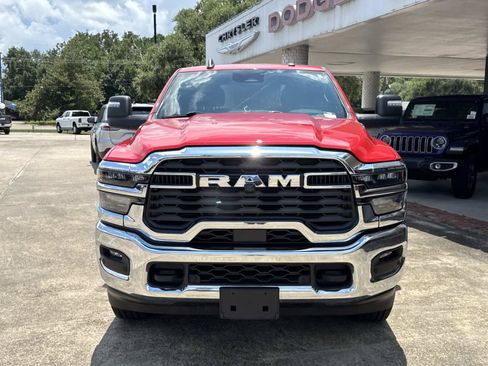 Used 2026 RAM 2500 Big Horn AWD/4WD image 2