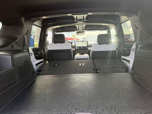 Used 2025 GMC Hummer EV 3X AWD/4WD image 10