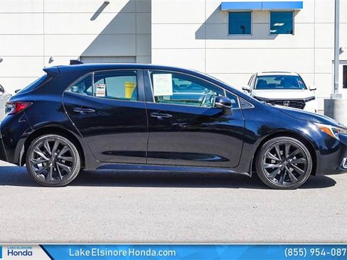 Used 2023 Toyota Corolla XSE image 6