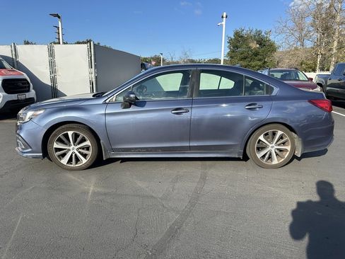 Used 2018 Subaru Legacy 2.5i Limited image 3