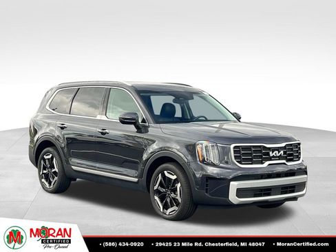 Used 2025 Kia Telluride S AWD/4WD image 7